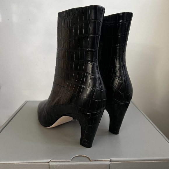 Brand New Everlane The Banana Heel Boot in Black Croc Size 7 Women - Picture 8 of 9